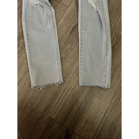 Colombia Refuge Denim Jeans Ultra High Curvy Jr Size 11 Lightwash Distressed - Picture 4 of 16